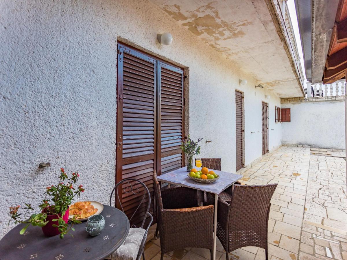 Apartment Tireli - Prc143 By Interhome Poreč Dış mekan fotoğraf