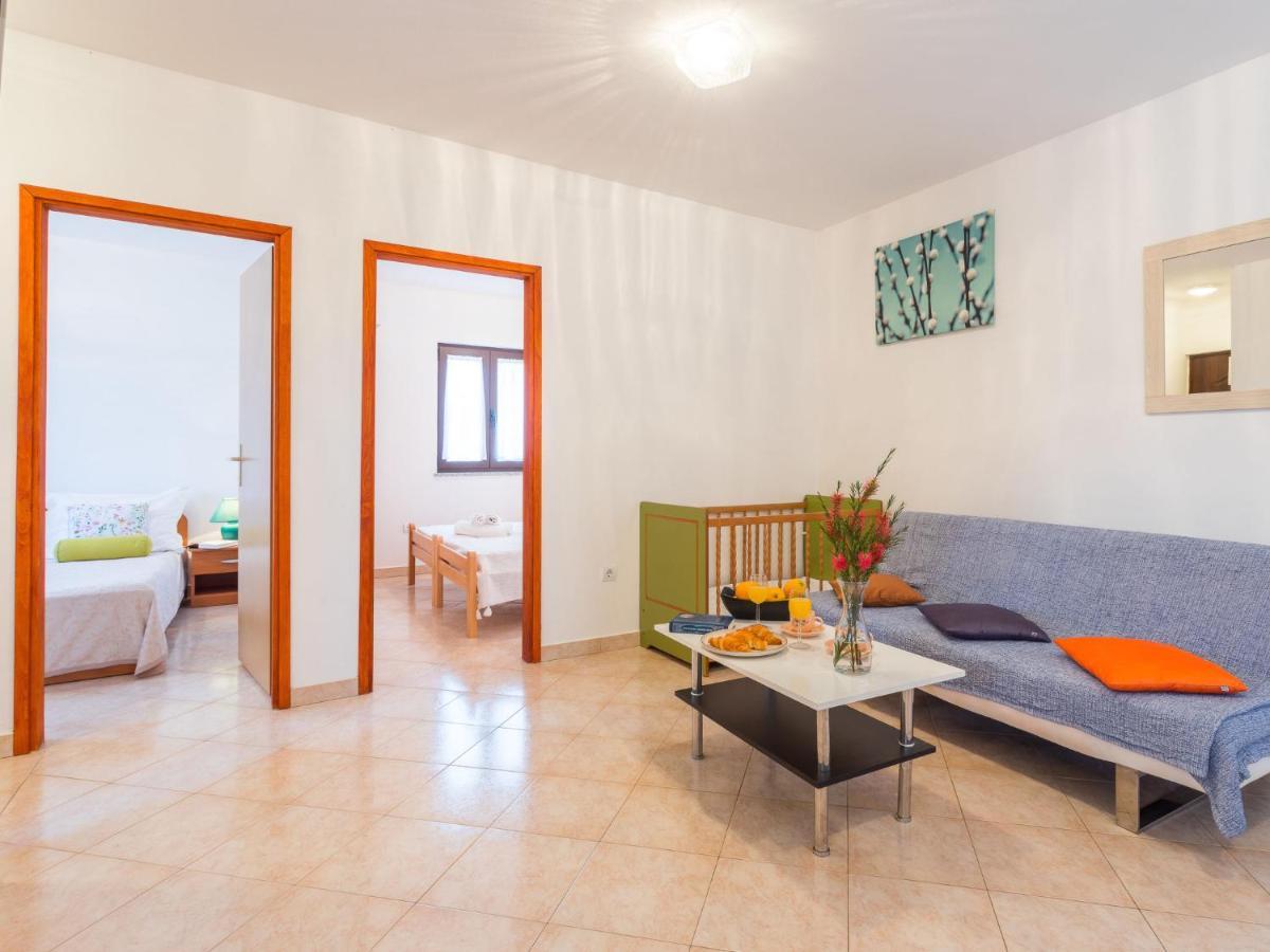Apartment Tireli - Prc143 By Interhome Poreč Dış mekan fotoğraf